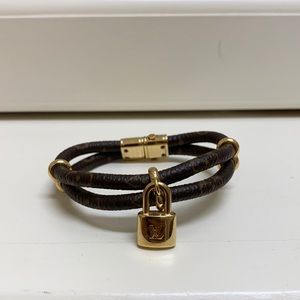 LOUIS VUITTON Keep it Twice Monogram Canvas Bracelet Brown